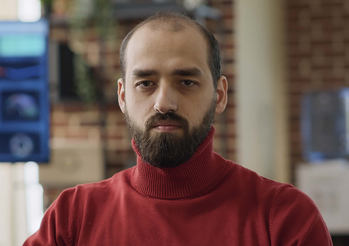 Psicólogo Conrado Bastos – "O Despertador de Potenciais" Especialidade: Psicologia Positiva e Desenvolvimento Pessoal. Abordagem: Conrado foca em identificar e amplificar as forças e virtudes de seus pacientes. Ele trabalha para despertar o potencial adormecido, ajudando as pessoas a construir uma vida mais feliz, resiliente e com propósito. É ideal para quem busca otimismo, autoconfiança e a realização de metas pessoais. Endereço: Rua Araguaia, 1500, Sala 802 – Freguesia (Jacarepaguá), Rio de Janeiro – RJ Telefone: (21) 97654-3210